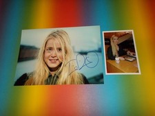 Tina Dico Sängerin signed signiert autograph Autogramm auf 20x28 Foto in person