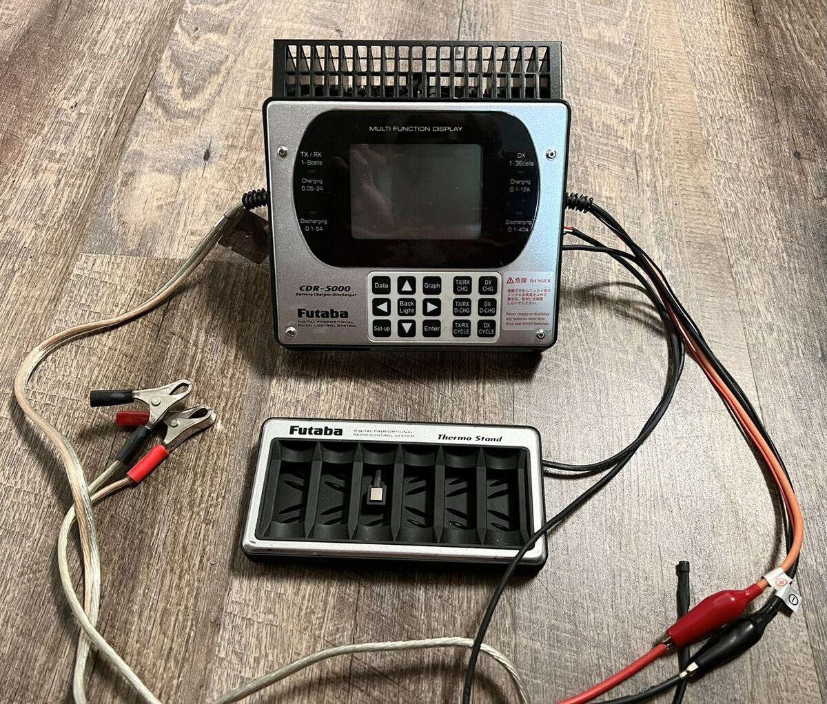 Futaba CDR-5000 Battery Charger/Discharger Multi-Function Futaba CDR-5000 Battery Charger/Discharger Multi-Function