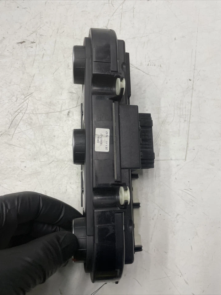 Volkswagen CC 2011-2012 calefacción climatizador OEM L02B39007 Foto 2 de 4