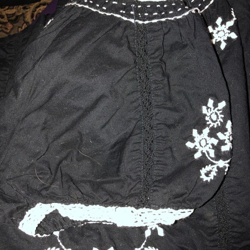 GAP XXL 14-16 Factory linen blend embroidered tassel short sleeve black top - Picture 3 of 6