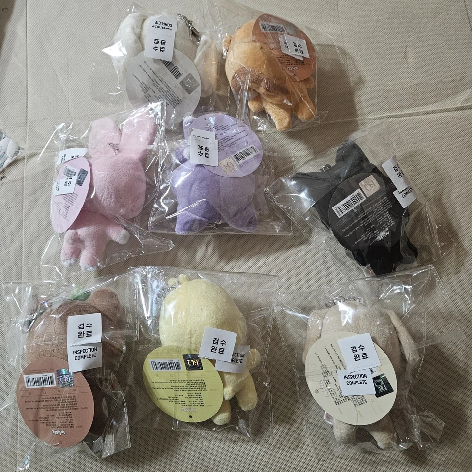 LLAVERO DE PELUCHE ATEEZ ANITEEZ IN ILLUSION SOUNDWAVE POB MD ADVENTURE SOLO OFICIAL Foto 2 de 4