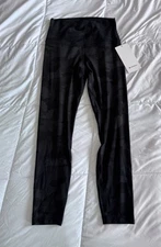 New Lululemon Align HR Pant 25” Size 6 Legging Pant Camo Black LWSDLXS H3DC