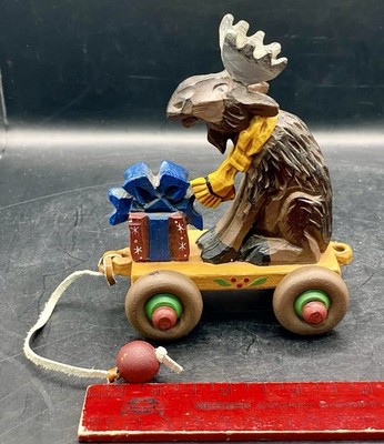 1998 David Frykman Portfolio Christmas Collection Moose Pull Toy Wagon DF1319