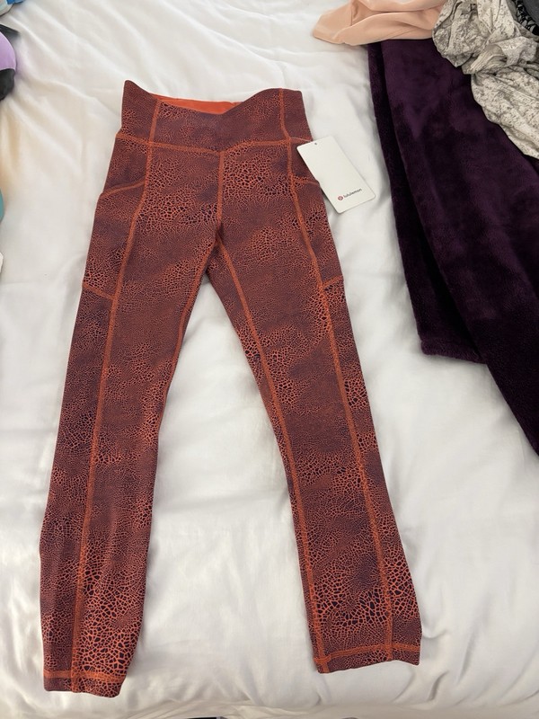 lululemon invigorate high rise crop 23" 