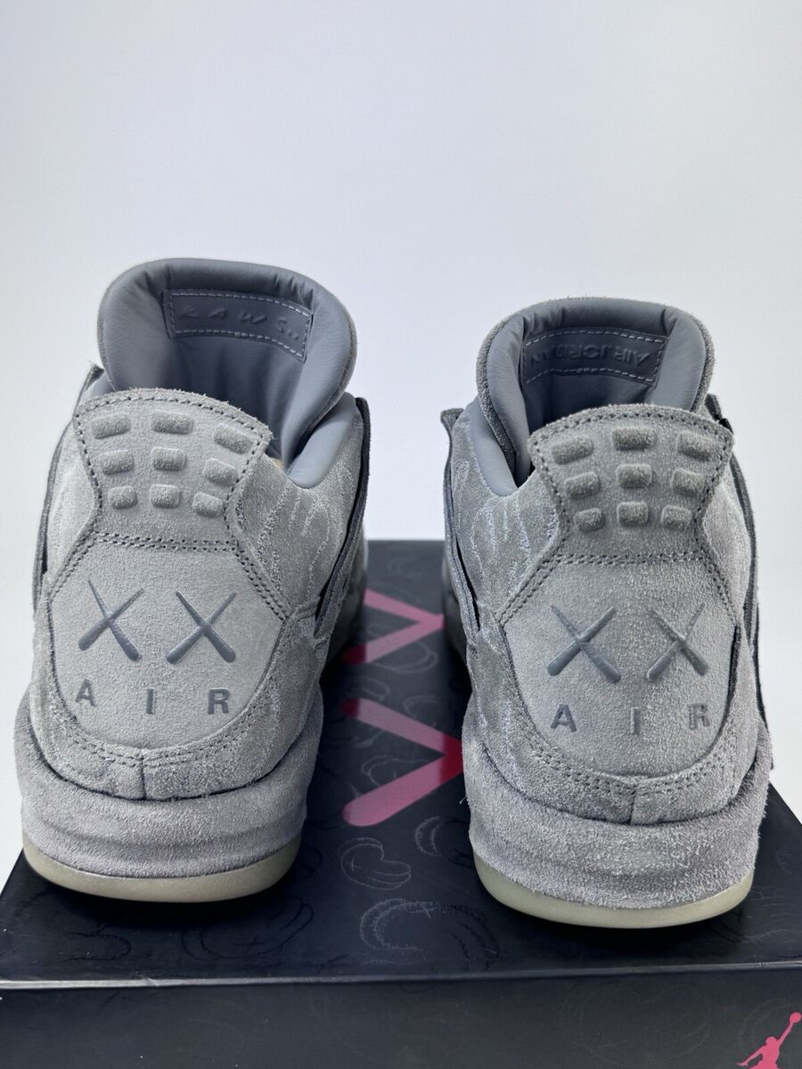 Air Jordan 4 Retro X Kaws Rare Sneakers Size: US 9.5 / UK Air Jordan 4 Retro X Kaws Rare Sneakers Size: US 9.5 / UK
