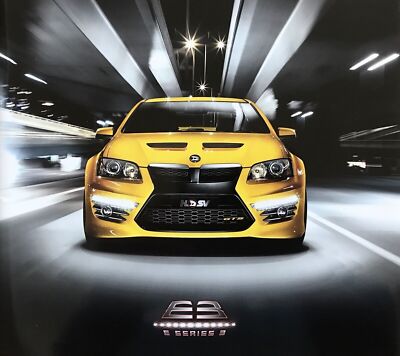 New Original VE E3 HSV VE GTS Clubsport Maloo Senator R8 24 Pg Brochure Booklet