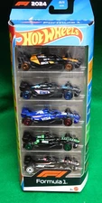 2025 Hot Wheels 5 Pack ~ Formula 1 ~ 1:64 Scale Diecast Cars ~ 1:64 Scale