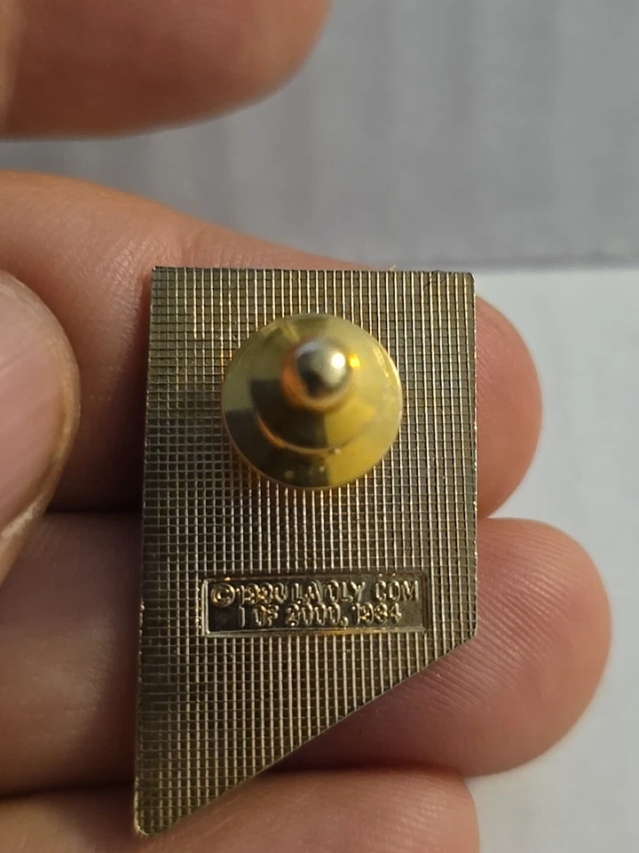 Pin rojo raro vintage 1984 Olympic Welcome La 84 Foto 2 de 3