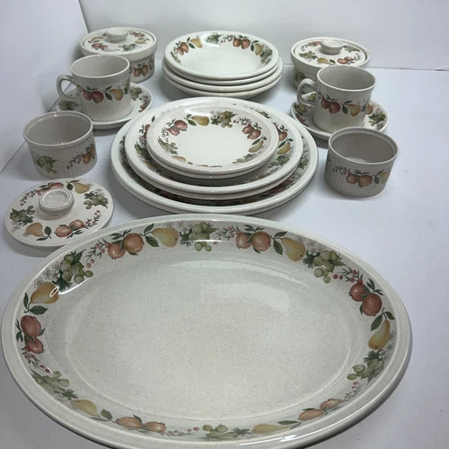 Wedgwood Quince oven to table stoneware 20 piece dining set 2 Person Set
