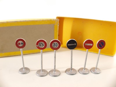 Coffret Dinky Toys N°41 Et 40 - Panneaux De Signalisation Routière - 1/43 - Occasion Boîte