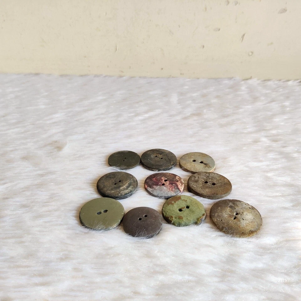 Vintage Different Bakelite Buttons Old 10Pcs BTN113 - Image 4 of 4