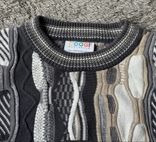 Coogi 90s Vtg Australia 3D Textured Knit Pattern Crewneck Sweater Pullover Men M