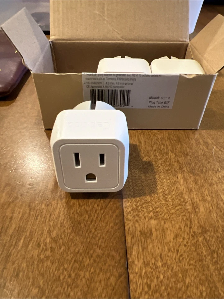 Ceptics Travel Plug Adapter For German/France + Kit 3 US Outlets,  Model CT-9 - Image 4 of 4