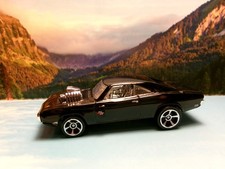 70 DODGE CHARGER R/T     2013 Hot Wheels Fast & Furious Series    (Wal-Mart)