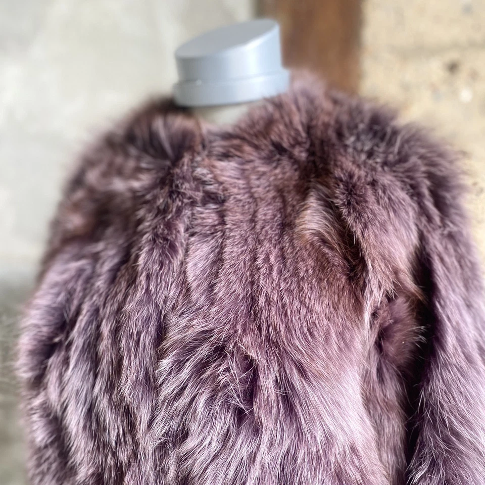 Chaqueta de abrigo gordita de gamuza y piel de conejo teñida púrpura vintage de los años 40 talla S/M Foto 2 de 4