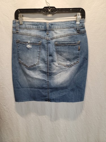 1822 Blue Denim Skirt Size 6 Distressed - Picture 2 of 6