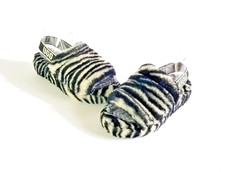 UGG Fluff Yeah Slide Black White Zebra Slipper Sandal Sz 5 36 Sheepskin Fur