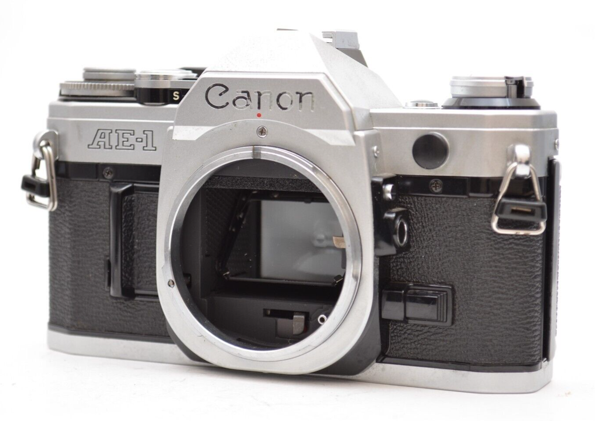 CANON AE-1 + FD 35-75mm f4レンズ付 動作良好 Top Mint】 Canon AE-1 Silver SLR 35mm Film New FD 75-200mm f