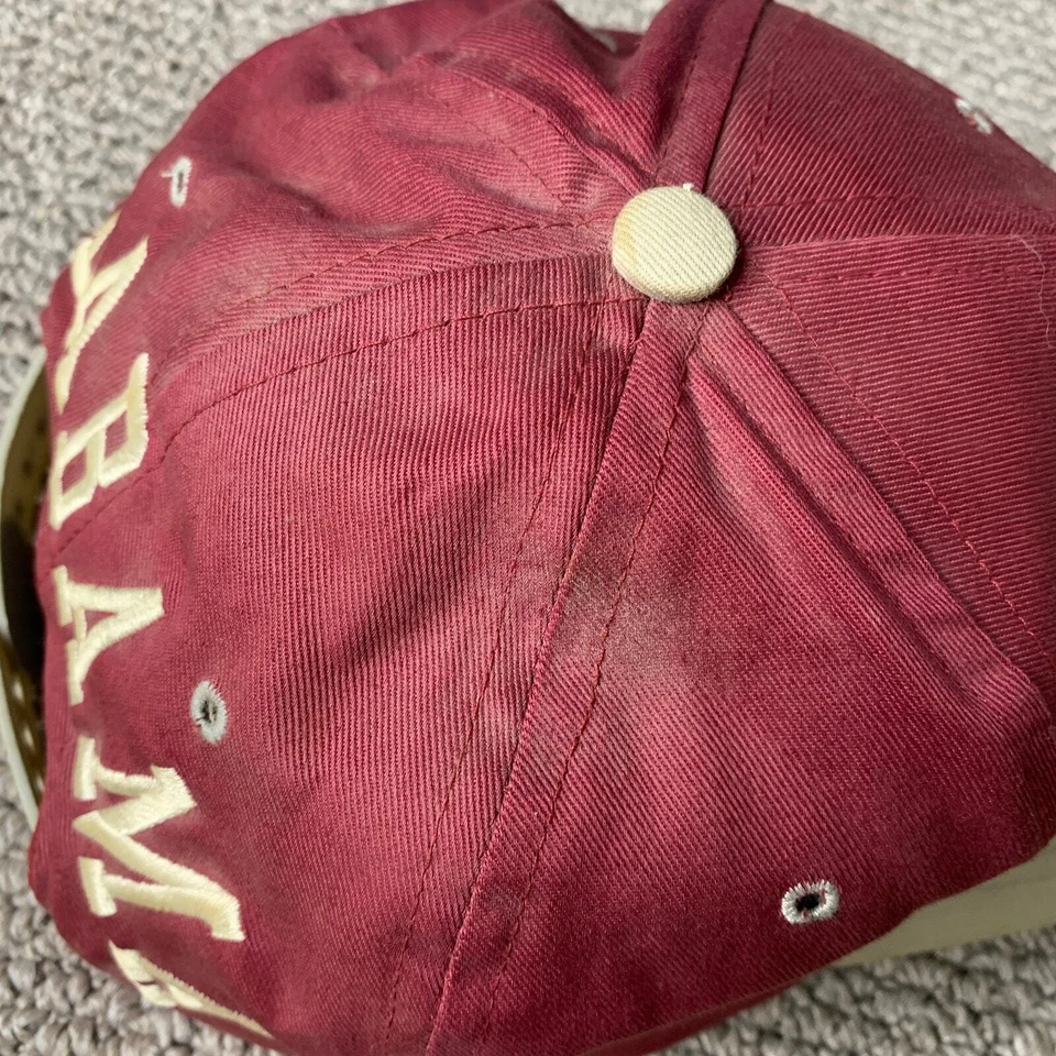 De colección Alabama Crimson Tide Hombres Gorra Sombrero OS Rojo Bordado Universal Industries Foto 3 de 4