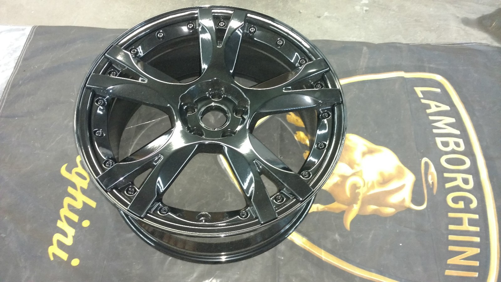 LAMBORGHINI GALLARDO CALLISTO FRONT WHEEL RIM OEM 400601025P