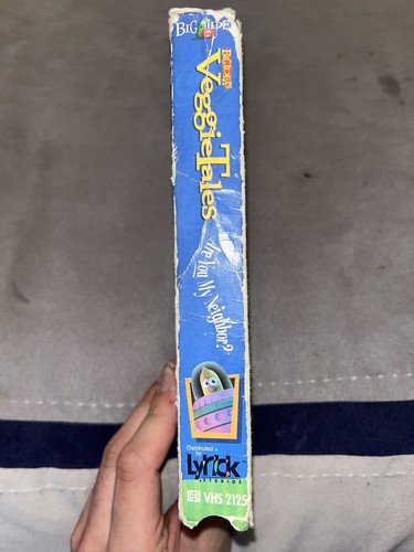 VeggieTales: Are You My Neighbor? VHS Tape 1995 Big Idea Lyrick Studio Sticker - 第 4/13 張圖片