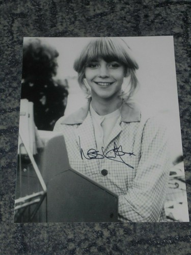 LESLIE ASH - QUADROPHENIA -10x8 PHOTO SIGNED (316) - Foto 2 di 5
