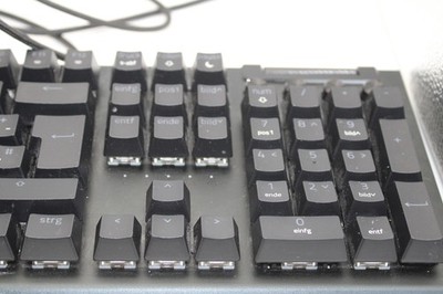 Razer Tastatur Keyboard BlackWidow V4 Pro Kabelgebunden QWERTZ SIEHE - Wie Neu