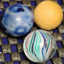 .64"-.56" ANTIQUE MARBLES LOT X3- DIVIDED CORE BENNINGTON CLAY