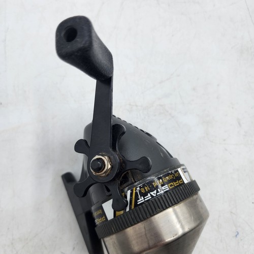 Vintage 1989 Zebco Prostaff 2030 Spincast Fishing reel Brunswick USA Works - Picture 8 of 9