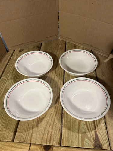 4 Vintage Corelle Holly Days Christmas Cereal Bowls 6 1/4”