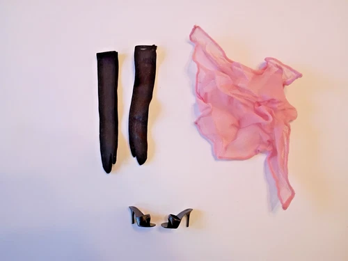 Vintage Barbie Solo In The Spotlight Scarf, Gloves and Shoes 1960's