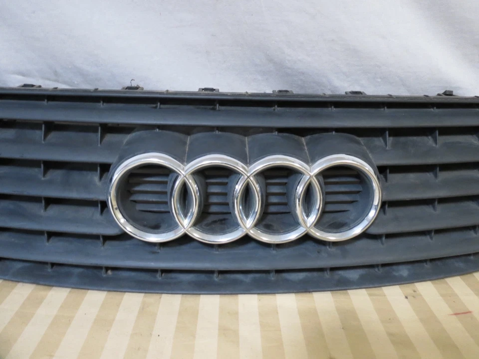 00 01 02 03 04 05 06 Audi TT Upper Radiator Bumper Grille Grill Mesh Chrome OEM Foto 3 de 4