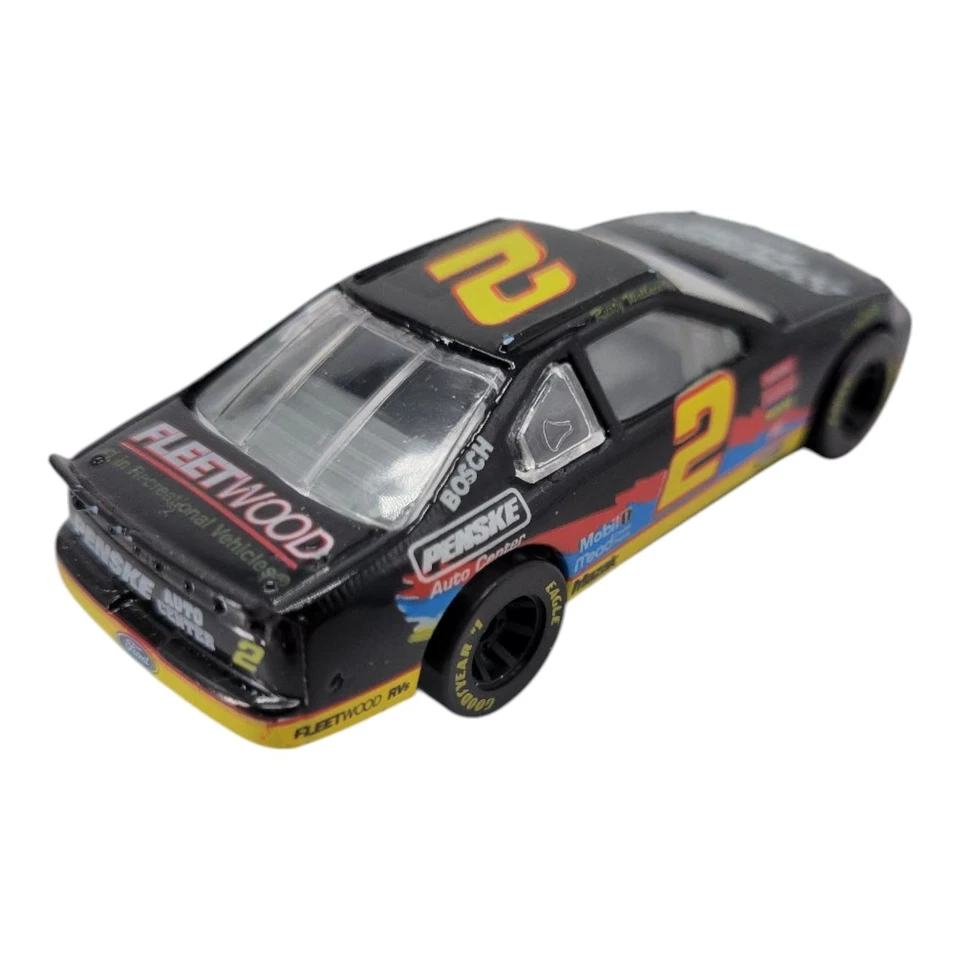 Литой гоночный автомобиль Rusty Wallace No2 Penske NASCAR Fleetwood Thunderbird 1:64 - Изображение 3 из 4