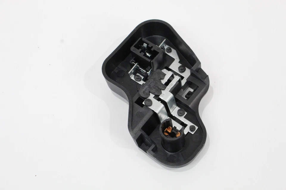 VW Golf 5K Mk6 Rear OS Right Inner Light Cluster Bulb Holder New 5K0945260 - Image 2 of 4