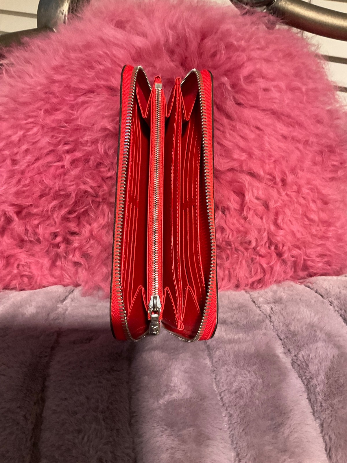 Louis Vuitton Red Epi Zip Around Wallet thumbnail 4