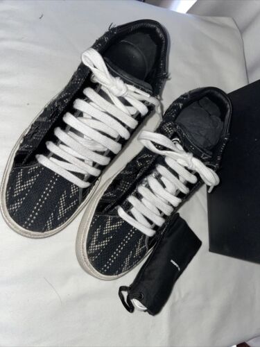 Saint Laurent Black Star Women's Sneakers 38 NIB - Picture 2 of 6
