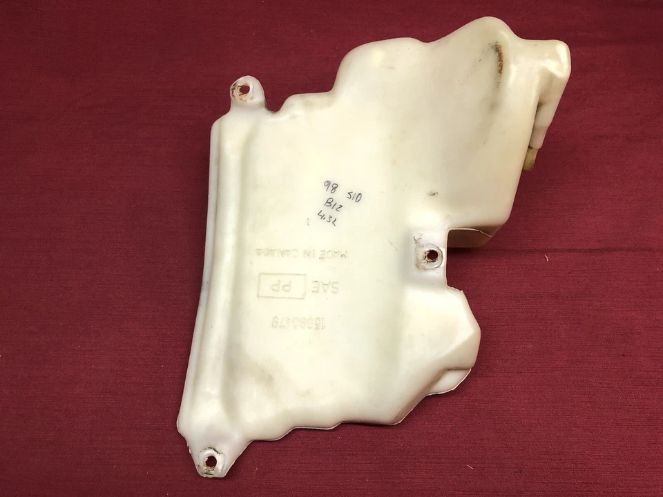 Chevrolet Blazer S10 1995-2003 conjunto de tanque de sobretensión de refrigerante OEM 15990479 Foto 2 de 4