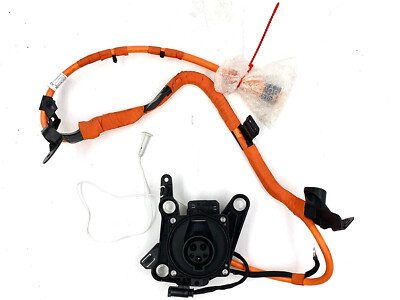 New fits OEM 18-20 BMW 530e 530eX G30 Charge Socket w/ Charge 
