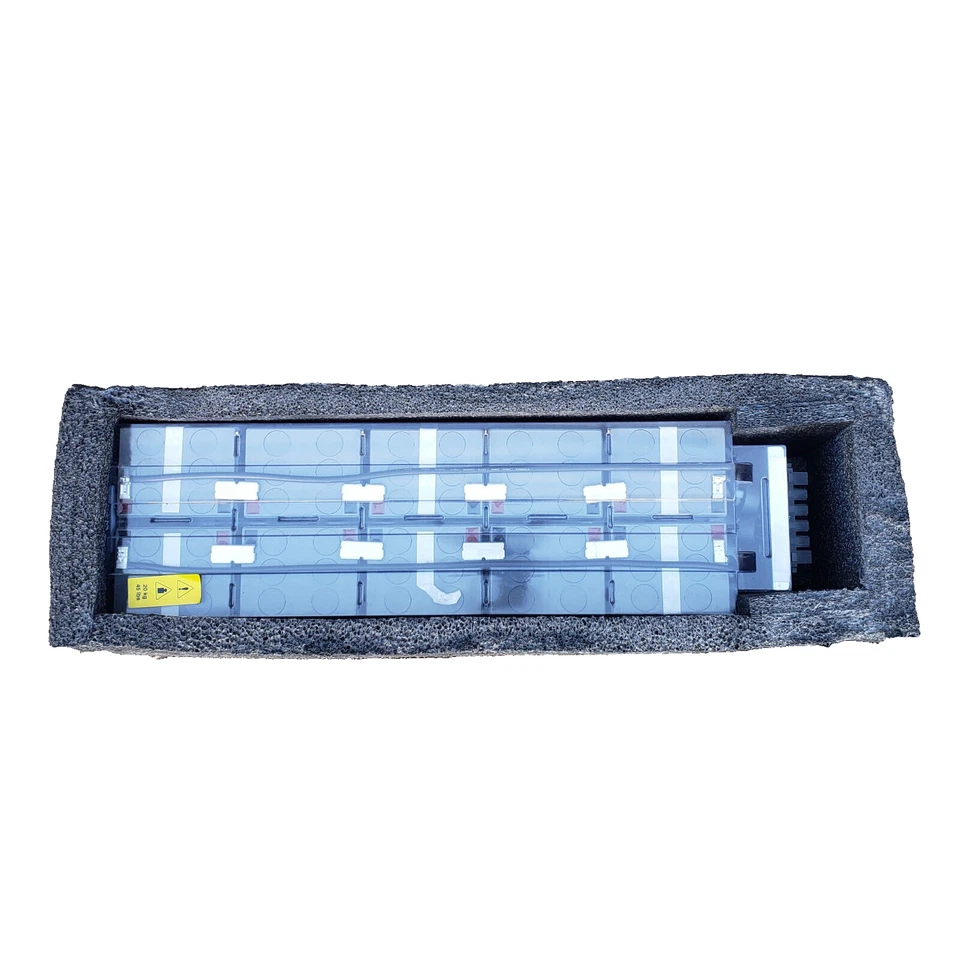 EATON 103005977-5591 BladeUPS Battery Pack Assy Tray 120VDC 10x12V 5AH Batteries - Image 2 of 3