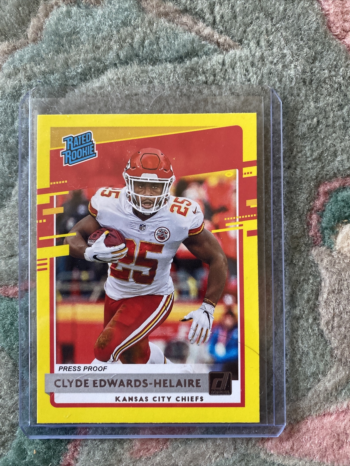 2020 Donruss Clyde Edwards-Helaire Yellow Press Proof Rated Rookie #321