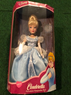 cinderella porcelain keepsake doll 2002