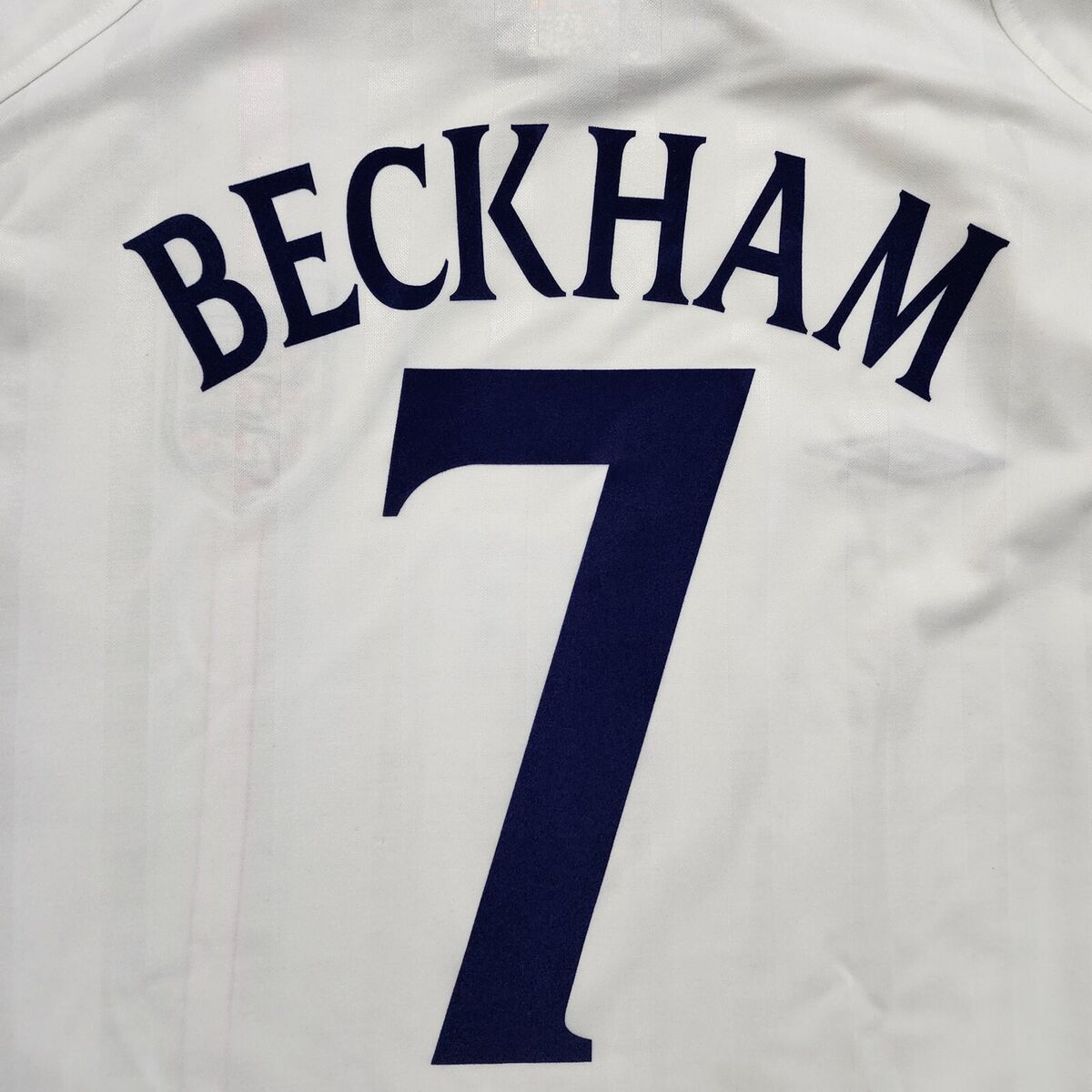 2002 Umbro England Home Soccer Jersey David Beckham Men XL 2002 Umbro England Home Soccer Jersey David Beckham Men XL