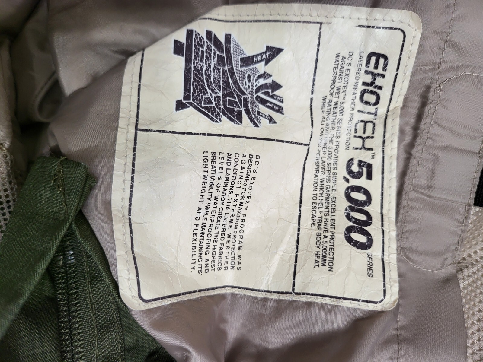 DC 5K Series Ski Snowboard Pants L Exotech 5000 Large Cargo Pockets EUC!!