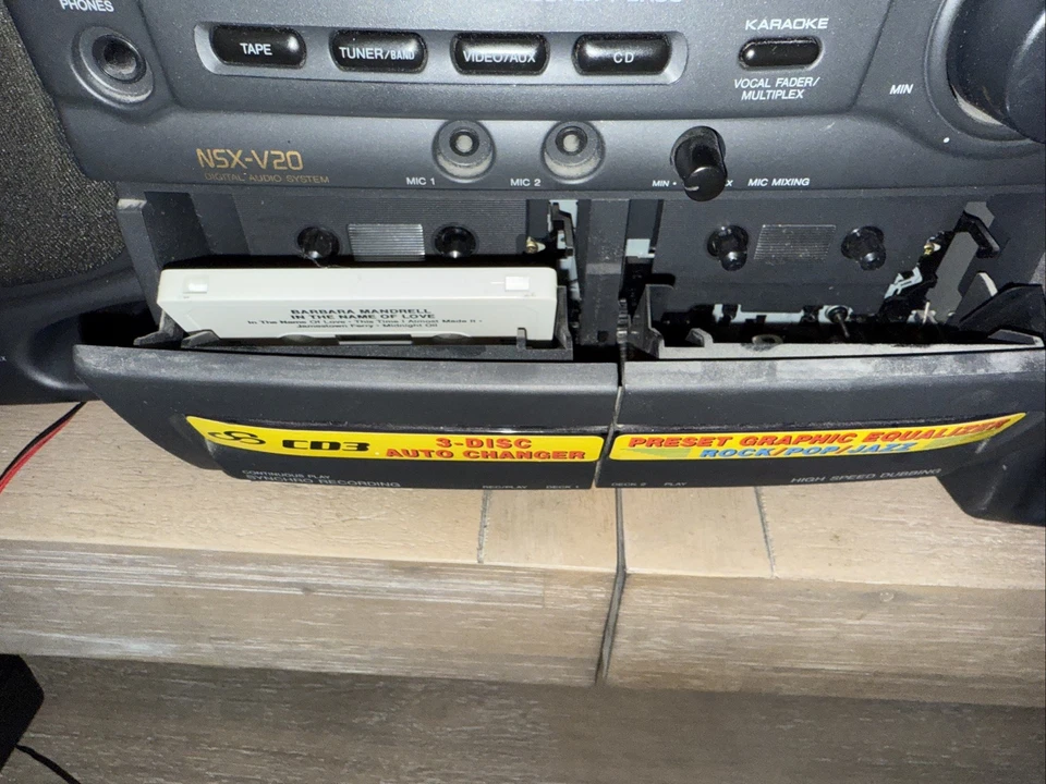 Vintage 1995  Aiwa CX-NV20U 3 CD Changer Cassette Speakers Tested Works Great - Image 3 of 4