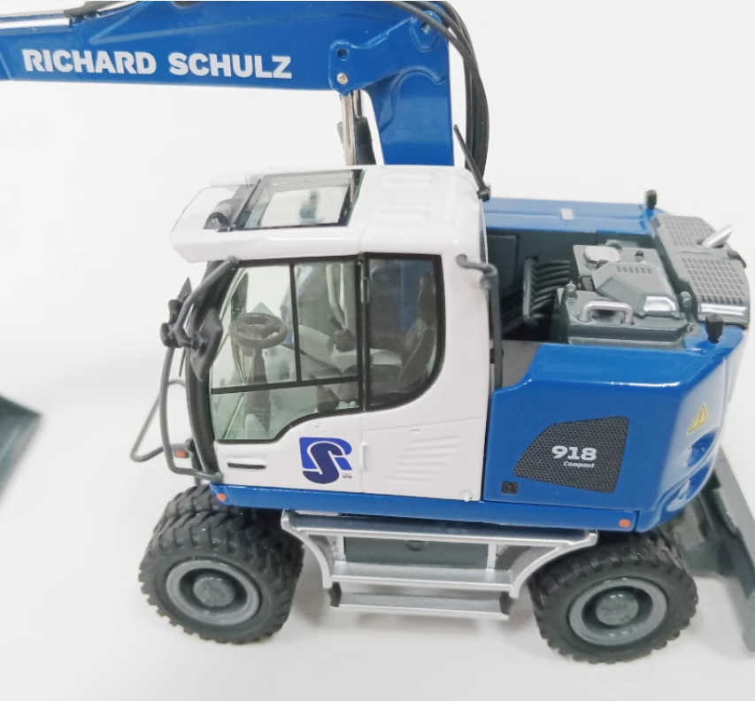 1:50 NZG LIEBHERR A918 Wheeled Excavator RICHARD SCHULZ
