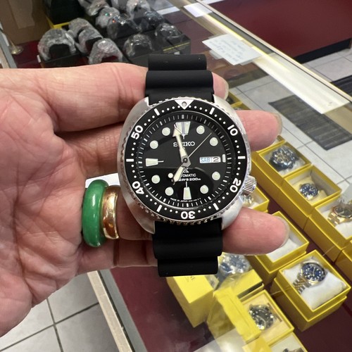 Seiko Men's Prospex Automatic Diver Black Dial Silicone Strap Watch SRPE93(BNS) - Picture 6 of 12