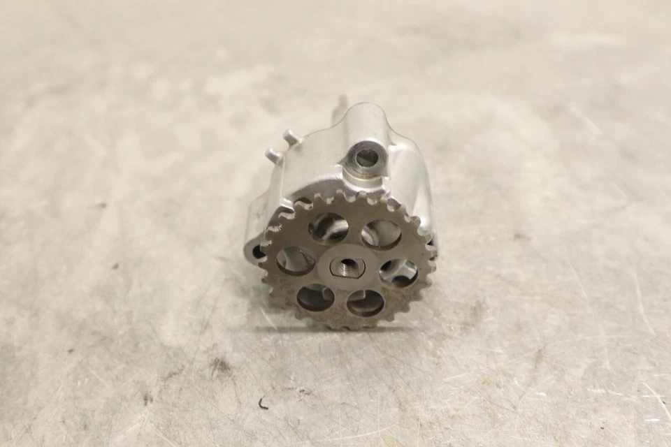 2000 HONDA CBR600F4 OEM ENGINE MOTOR OIL PUMP 15100-MBW-000 - Image 2 of 4