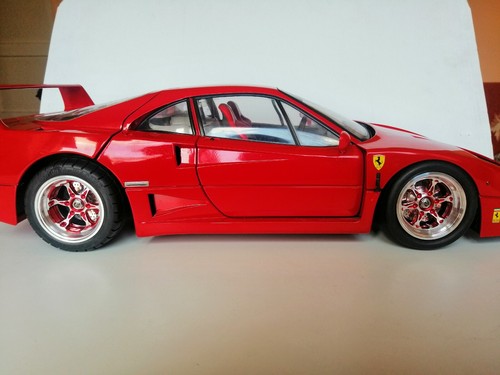 Ferrari F40 Testarossa 1 /8 Pocher DODGE CHARGER R/T 1/8 - Zdjęcie 6 z 9