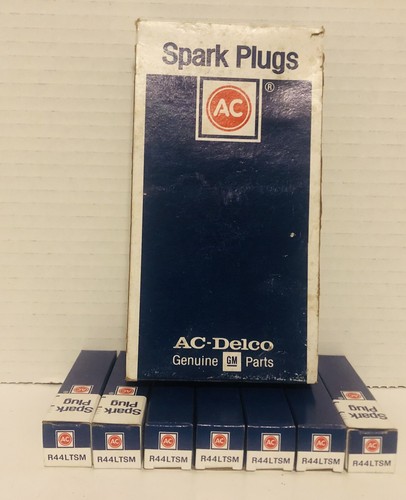 AC Delco Conventional Spark Plug R44LTSM Box Of Seven (7) New In Boxes - Picture 10 of 24