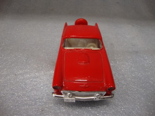 RED 1956 THUNDERBIRD 1/32 MAJORETTE 56 T-BIRD - Picture 2 of 5